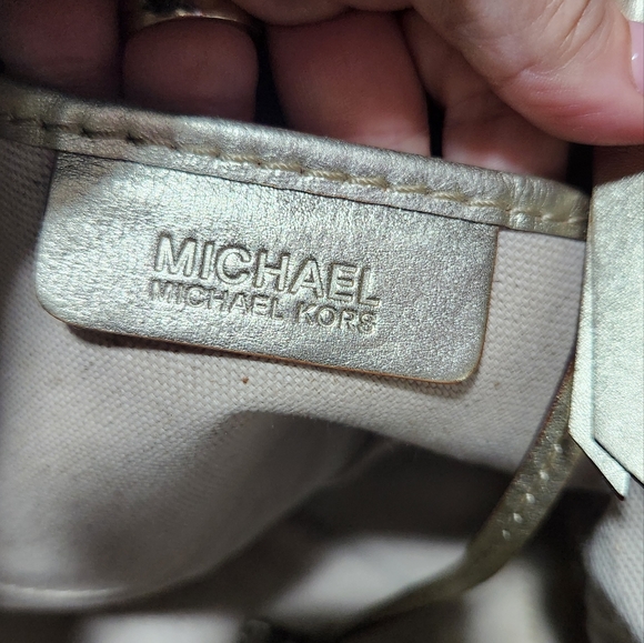 Authentic Michael Kors Purse - Picture 10 of 13